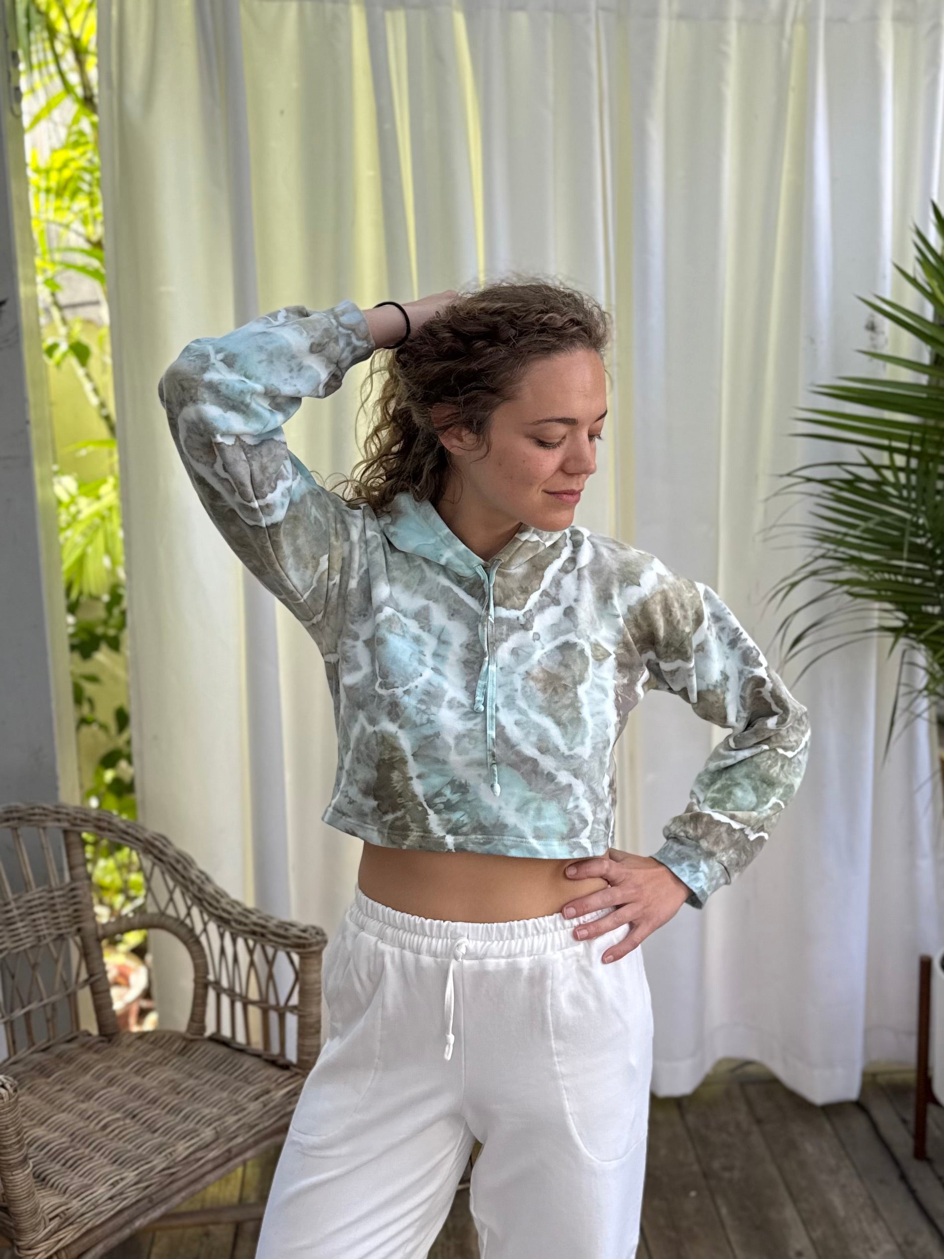 Seafoam Agate Cropped Hoodie (L)
