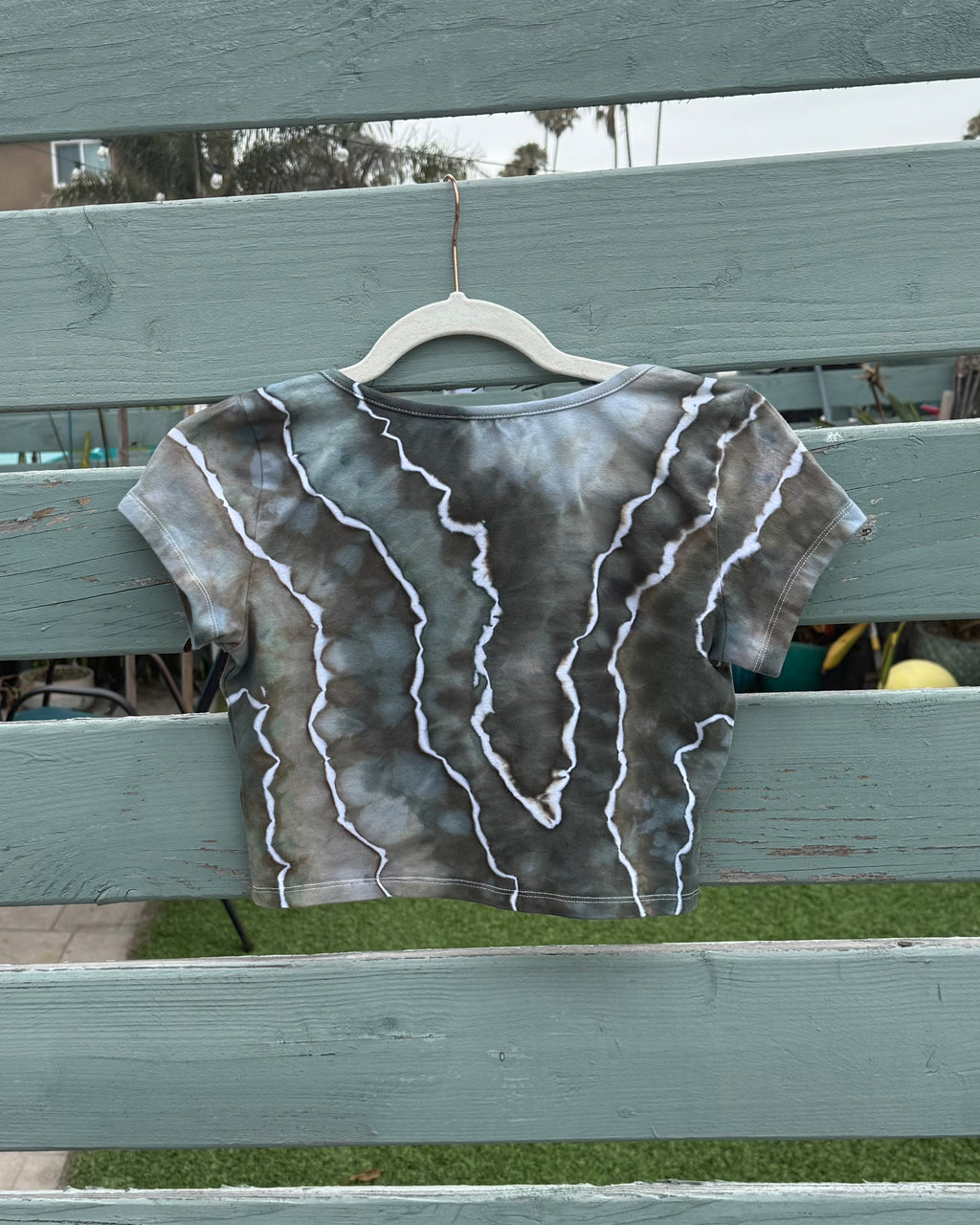 Estuary Crop Tee (L)