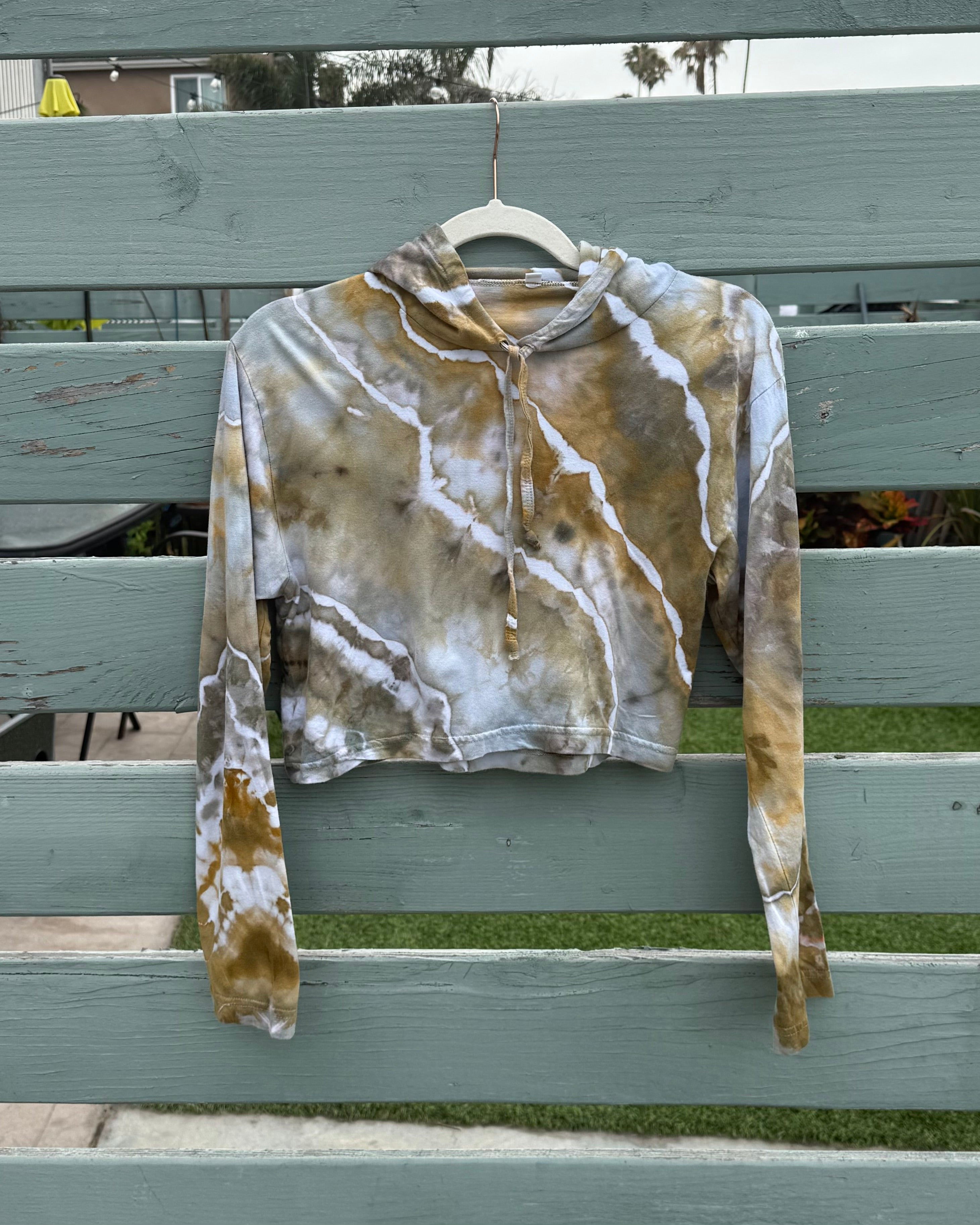Sandstone Hooded Crop Top (M)