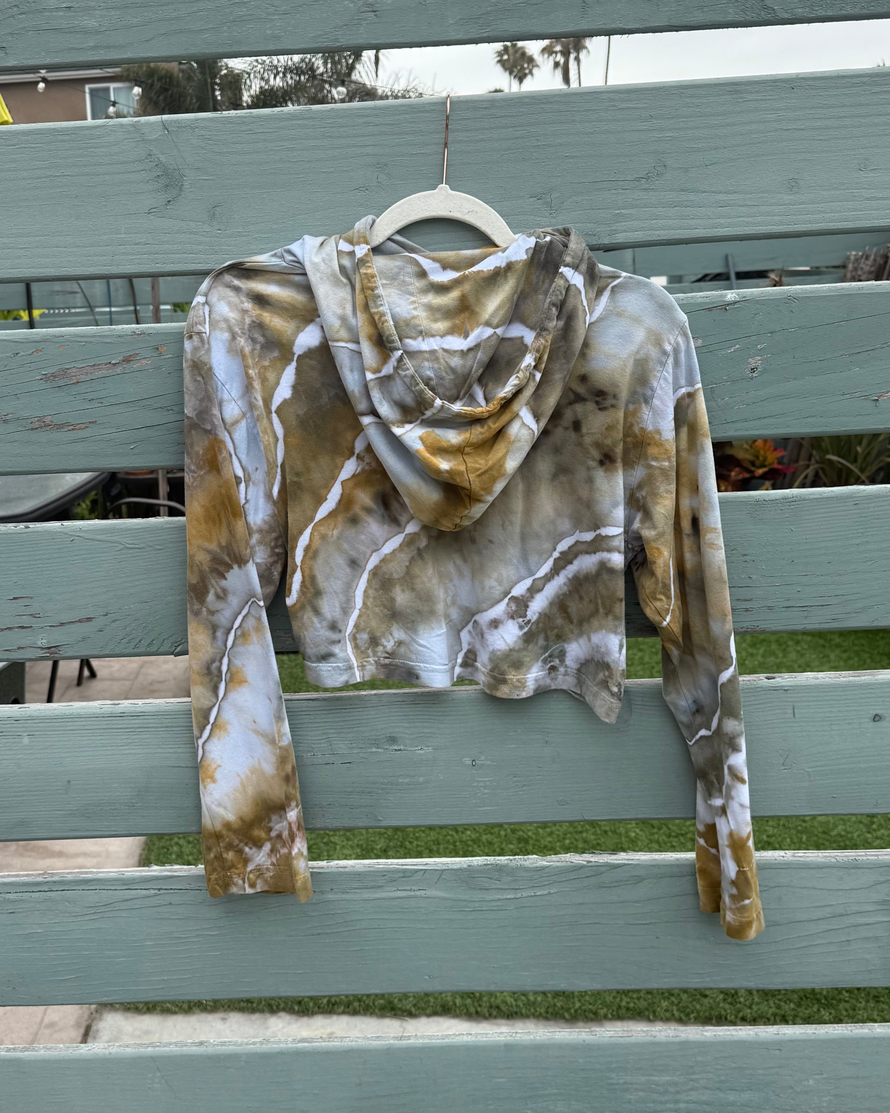 Sandstone Hooded Crop Top (M)