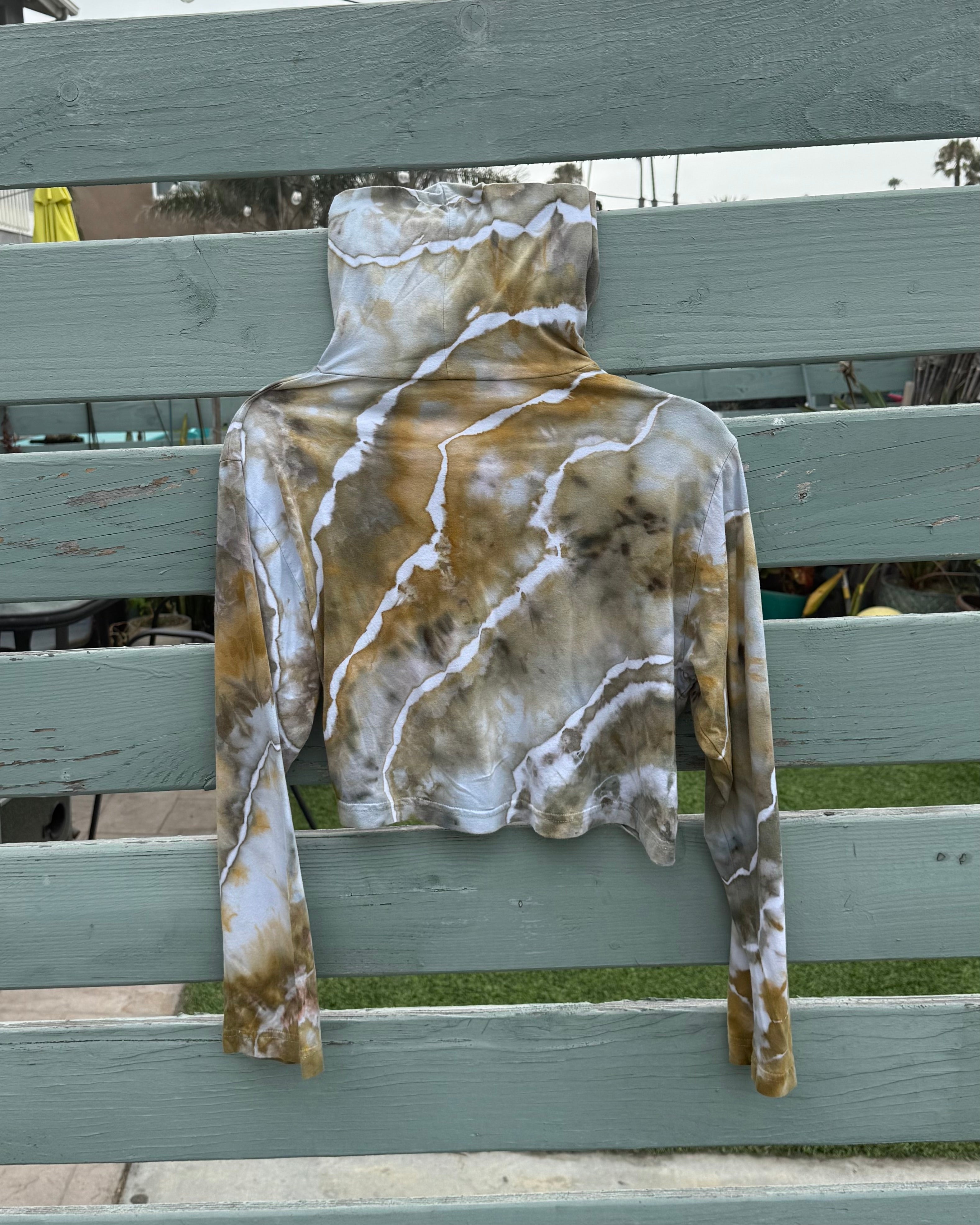 Sandstone Hooded Crop Top (M)